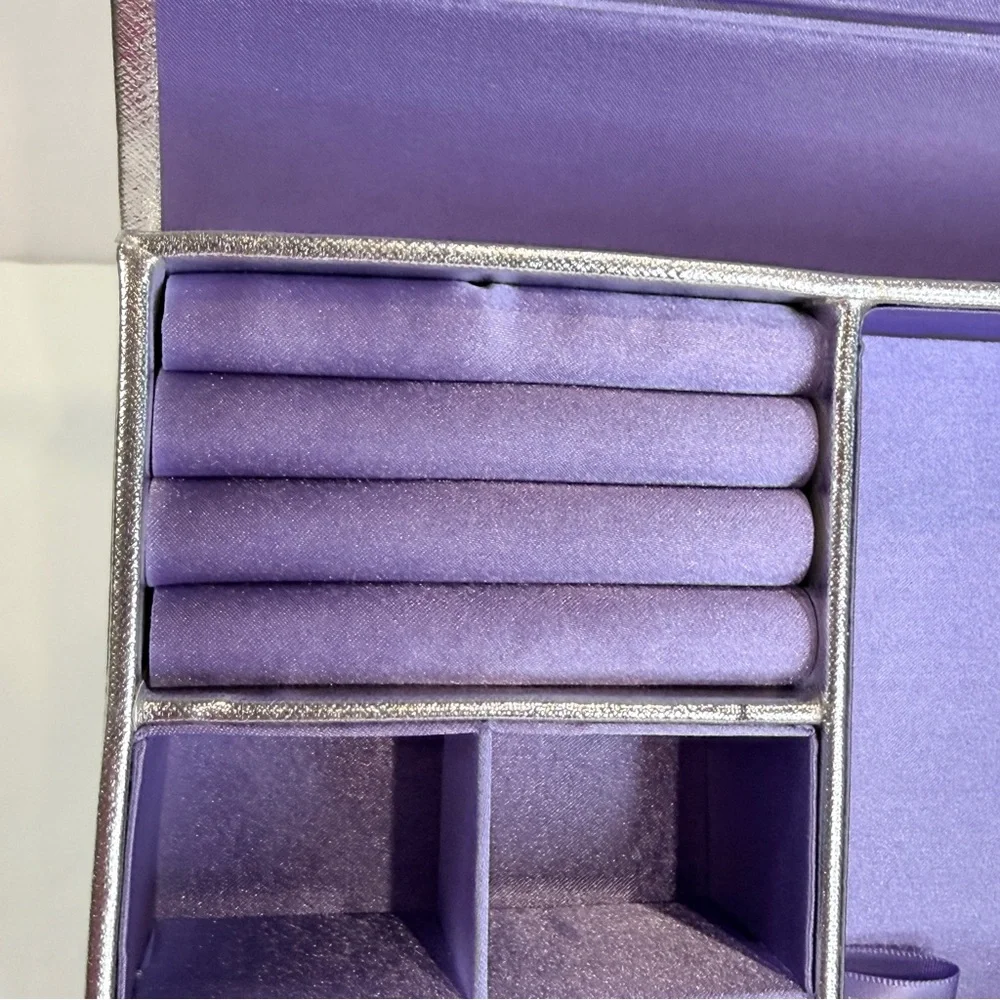 🆕 Vince Camuto Jewelry Box Silver Metallic Purple Satin Organizer Case